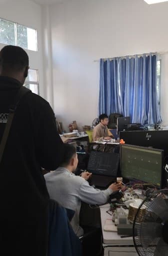 Technical collaboration with manufacturer engineers